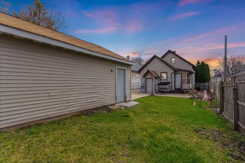 833 E Lake St, Aurora, IL 60506 photo 16