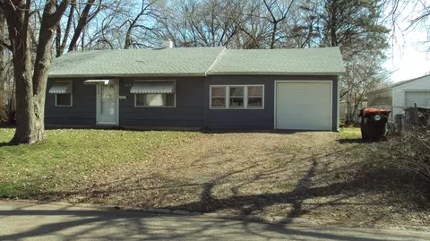 704 Illinois Dr, Rantoul, IL 61866