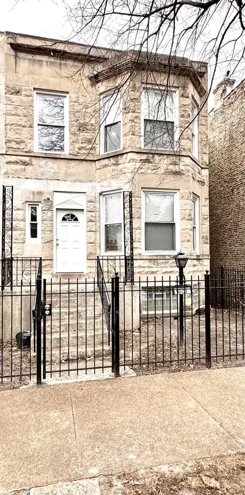 4028 W Polk St, Chicago, IL 60624