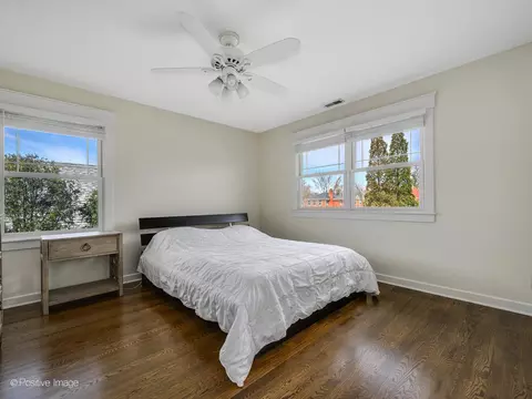 Bedroom - 381 Blackhawk Rd, Riverside, IL 60546 photo 3 of 6