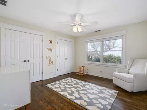 Bedroom - 381 Blackhawk Rd, Riverside, IL 60546 photo 5 of 6