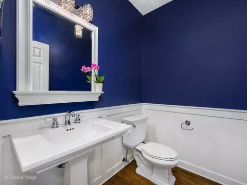 Bath - 381 Blackhawk Rd, Riverside, IL 60546 photo 1 of 6