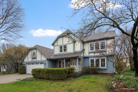 433 Redstart Rd, Naperville, IL 60565