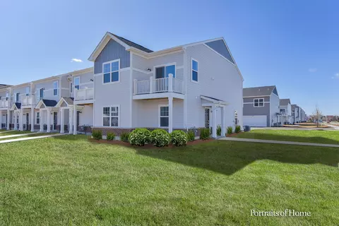 4271 Chelsea Manor Cir, Aurora, IL 60504