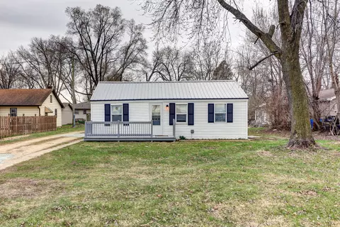 2804 W Rock Falls Rd, Rock Falls, IL 61071