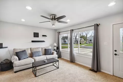 Other - 1105 Steinman St, Dixon, IL 61021 photo 2 of 7