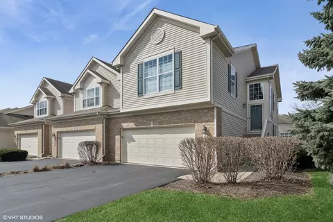 116 Fountain Grass Cir, Bartlett, IL 60103