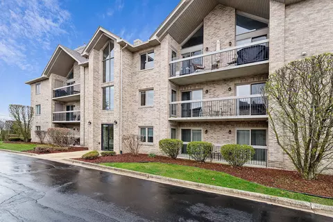14031 Norwich Ln #201, Orland Park, IL 60467