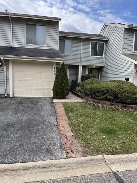774 Colorado Ct, Carol Stream, IL 60188