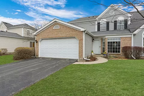 1855 Arbor Ct, Gurnee, IL 60031