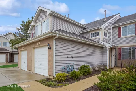 163 Cripple Creek Ct #0, Schaumburg, IL 60194