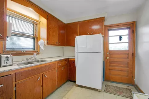 Kitchen - 24414 W Eames St, Channahon, IL 60410 photo 1 of 2
