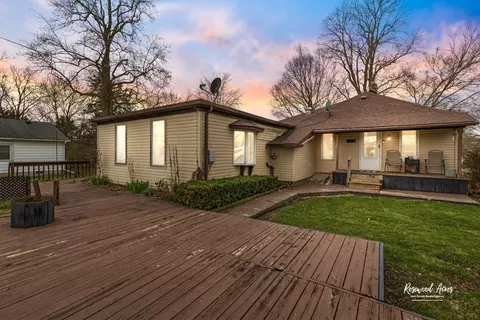 Exterior - 964 W Stone St, Kankakee, IL 60901 photo 3 of 8