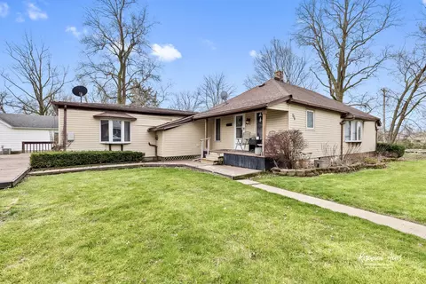 Exterior - 964 W Stone St, Kankakee, IL 60901 photo 2 of 8