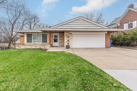 2031 W Hunt Ave, Chicago, IL 60620