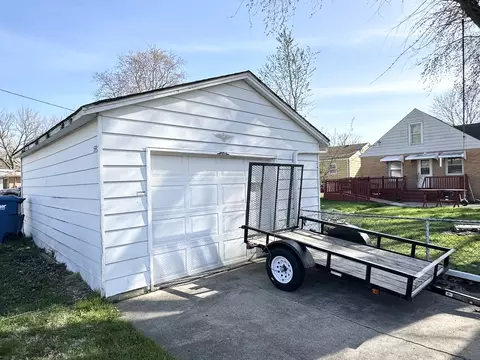 Exterior - 595 S Fraser Ave, Kankakee, IL 60901 photo 14 of 14