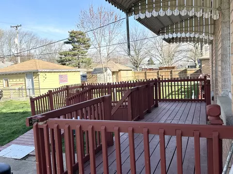 Exterior - 595 S Fraser Ave, Kankakee, IL 60901 photo 8 of 14