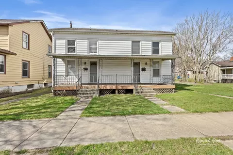 Exterior - 307 N 5th Ave, Kankakee, IL 60901 photo 8 of 8