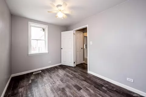 Bedroom - 3928 143rd St, Crestwood, IL 60445 photo 5 of 6
