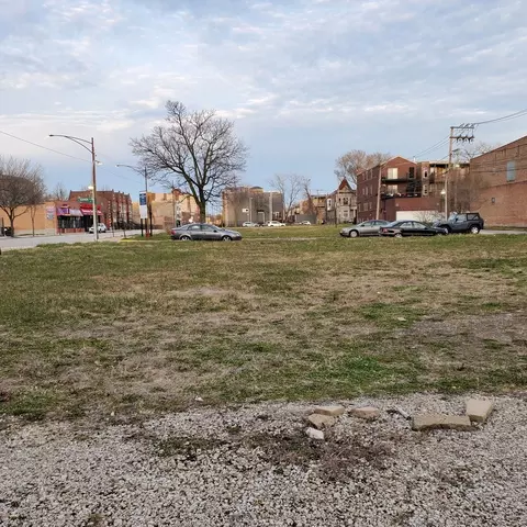 421 E 43rd St, Chicago, IL 60653 photo 3