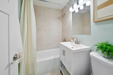 505 E Holly Ave, Mount Prospect, IL 60056 photo 17
