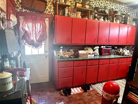 Kitchen - 401 E Mazon Ave, Dwight, IL 60420 photo 1 of 1