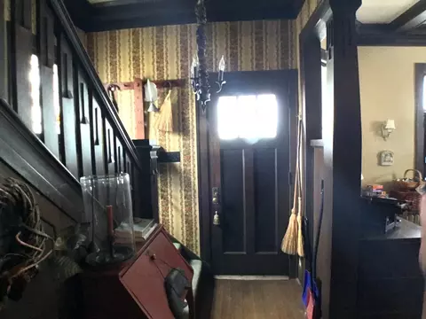 Entry Way - 401 E Mazon Ave, Dwight, IL 60420 photo 1 of 1