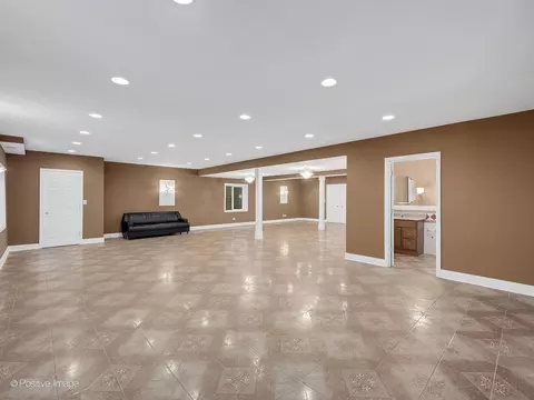 Other - 679 Biltmore Dr, Bartlett, IL 60103 photo 8 of 9