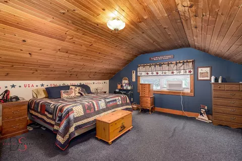 Bedroom - 116 E High St, Morris, IL 60450 photo 2 of 3
