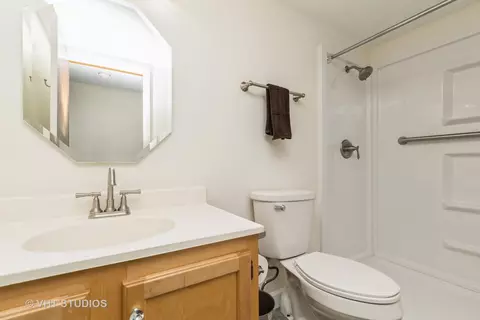 Bath - 418 Waters Edge Dr #D, Mchenry, IL 60050 photo 1 of 2