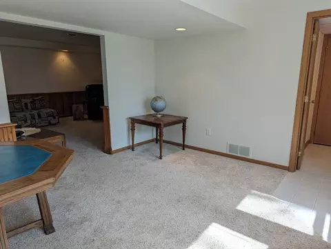 2995 W Forest Rd, Freeport, IL 61032 photo 32