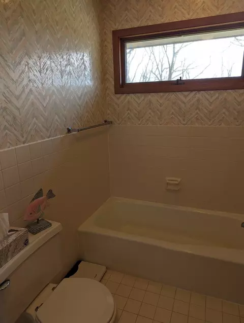 2995 W Forest Rd, Freeport, IL 61032 photo 23