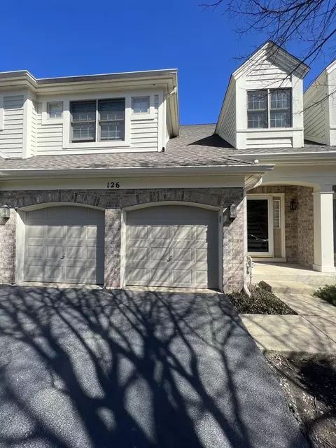 126 Fairway Dr, La Grange, IL 60525