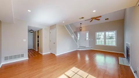 2122 Jasmine Dr, Crest Hill, IL 60403 photo 7