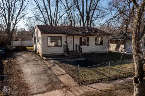 22440 Clyde Ave, Sauk Village, IL 60411