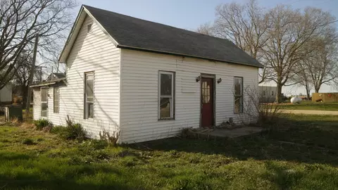 109 Logan St, Lake Fork, IL 62541