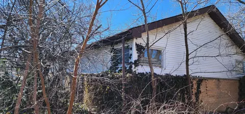 9408 Sumac Rd, Des Plaines, IL 60016 photo 2