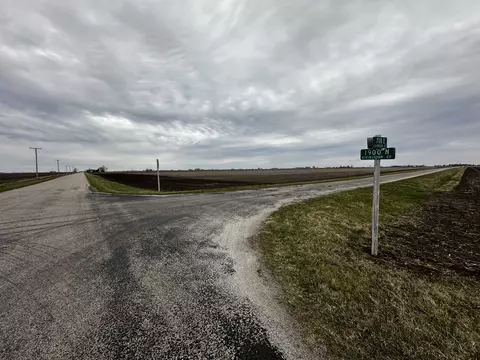 E 1900 North Rd N 700 East Rd Road, Flanagan, IL 61740