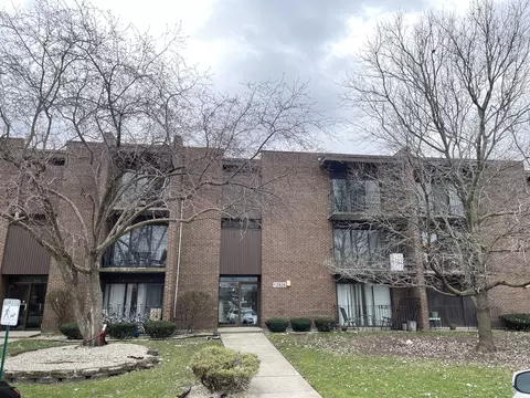 12826 S Kenneth Ave #E6, Alsip, IL 60803