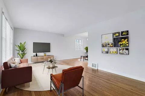 Living - 377 Desplaines Ave, Riverside, IL 60546 photo 2 of 3