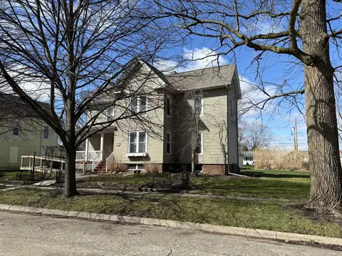 Exterior - 511 Walnut St, Varna, IL 61375 photo 3 of 9
