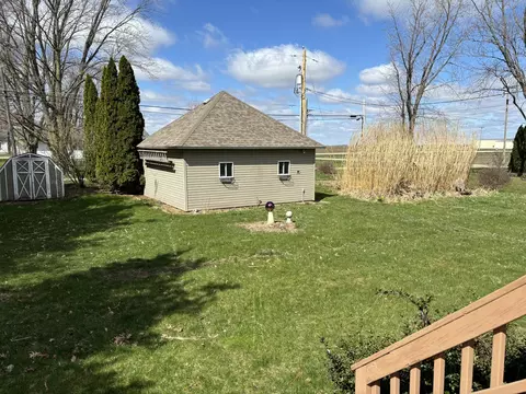 Exterior - 511 Walnut St, Varna, IL 61375 photo 6 of 9