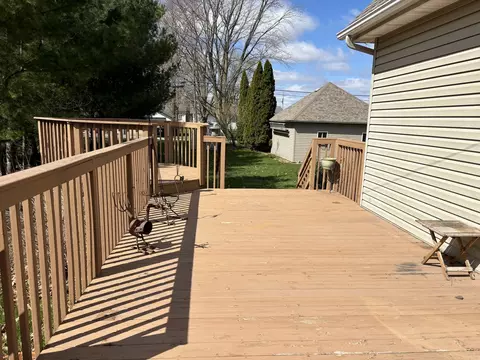 Exterior - 511 Walnut St, Varna, IL 61375 photo 5 of 9