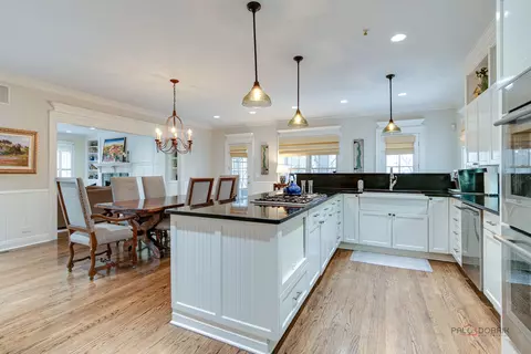 Kitchen - 320 Belle Foret Dr, Lake Bluff, IL 60044 photo 1 of 6
