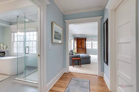 Entry Way - 320 Belle Foret Dr, Lake Bluff, IL 60044 photo 5 of 5