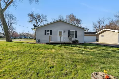 405 W 3rd St, Braidwood, IL 60408