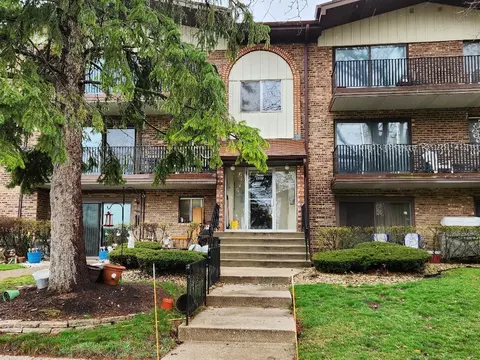 14030 Laramie Ave #1710, Crestwood, IL 60418