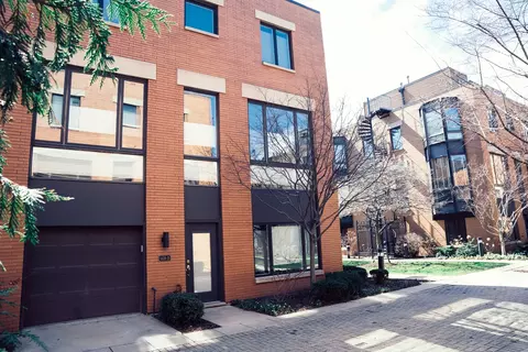 1439 N Cleveland Ave #D, Chicago, IL 60610