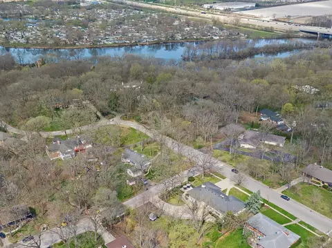 View/Area - 535 Oakhill Rd, Elgin, IL 60120 photo 4 of 4