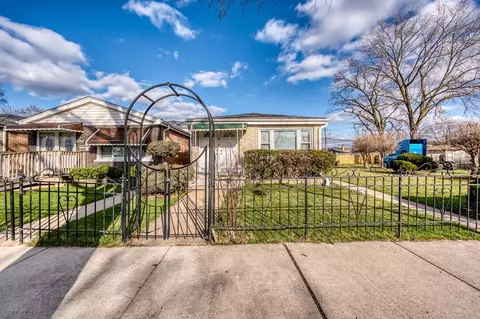 7305 S Hoyne Ave, Chicago, IL 60636